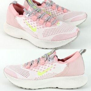 Escape Run Flyknit Running Shoe (Women)